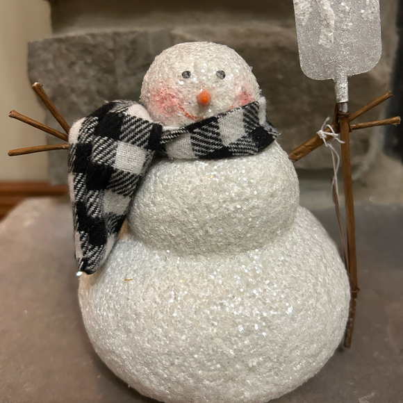 Snowman with shovel Ragon House - Picture 4 of 6